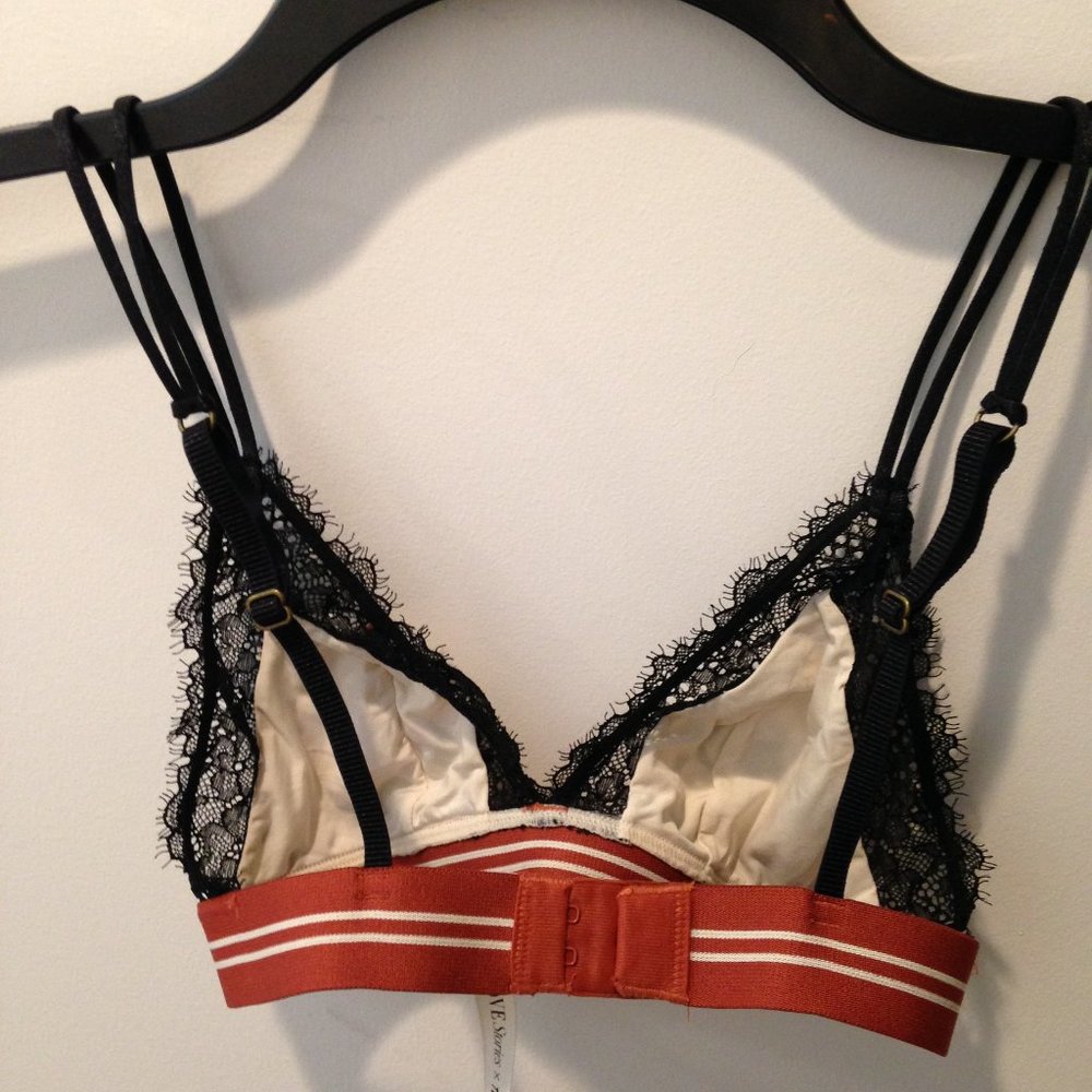 Small H&M Stars Bra - Picture 4 of 7